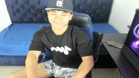 Snapshot of zammcito_ chatting on 01.15.25 zamm online show from 01.15.25