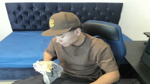 Snapshot of zammcito_ chatting on 01.18.25 zamm online show from 01.18.25