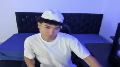 Snapshot of zammcito_ chatting on 01.23.25 zamm online show from 01.23.25