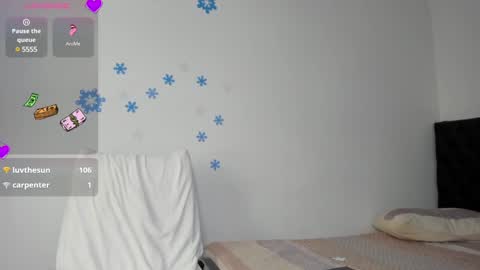 Zandra online show from 12.20.24