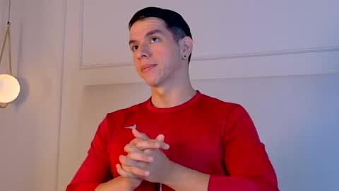 Snapshot of zanedawson chatting on 10.22.25 Zane Dawson online show from 10.22.25