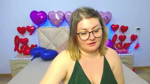 zannadreil online show from 02.25.25