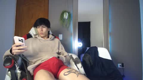 Snapshot of zanty2308 chatting on 10.13.25 Tiiago Mallz online show from 10.13.25