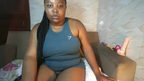 Snapshot of zara_dane chatting on 10.15.25 Zara Dane online show from 10.15.25