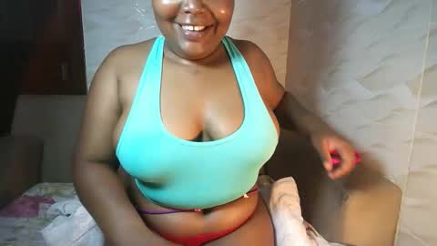 Snapshot of zara_dane chatting on 10.15.25 Zara Dane online show from 10.15.25