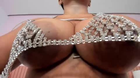 zara lopez online show from 02.06.26