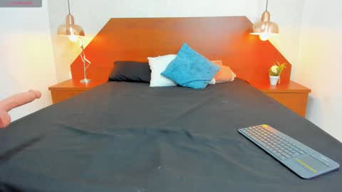 Zara  online show from 12.18.25