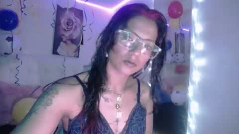 Snapshot of zarahbennet chatting on 06.23.26 Zarah online show from 06.23.26