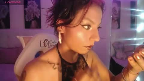 Snapshot of zarahbennet chatting on 07.16.26 Zarah online show from 07.16.26