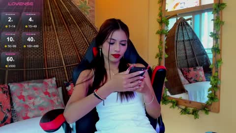 Zara Lim  online show from 12.18.24