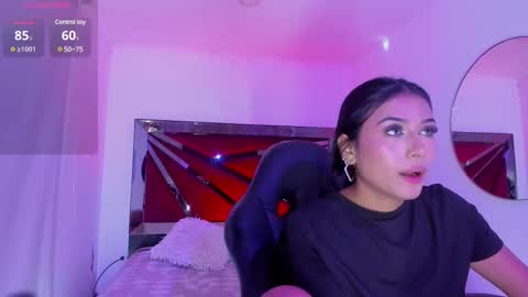 Zara Lim  online show from 02.12.25