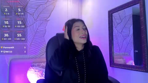 Zara Lim  online show from 02.27.25