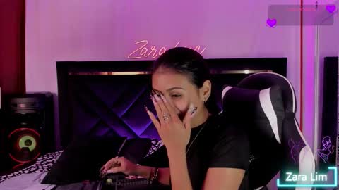 Zara Lim  online show from 10.17.25