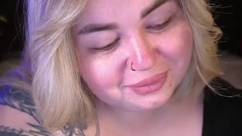 Lola online show from 04.21.26