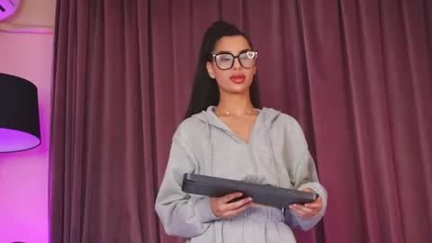 zariaavera online show from 05.09.26