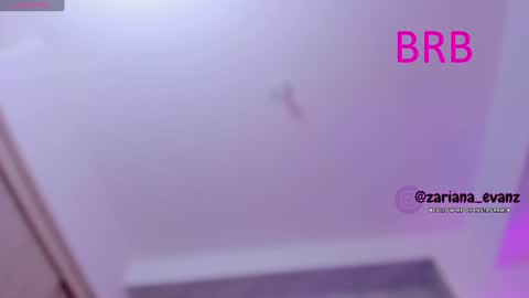 Snapshot of zarianaevanz chatting on 01.04.25 Zariana online show from 01.04.25