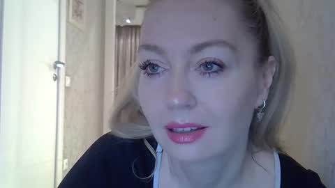 Zarina Swift online show from 03.13.26
