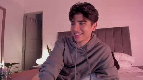 Hii im Zay.                 I save money for education. PVT Open. online show from 02.14.26