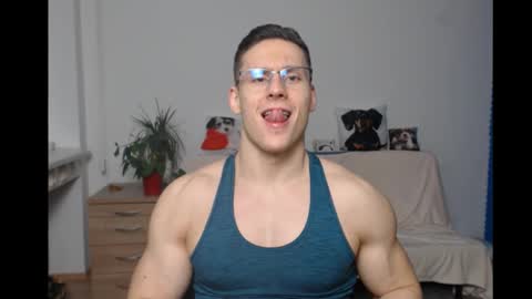 Snapshot of zeinmiracles chatting on 01.05.26 zeinmiracles online show from 01.05.26