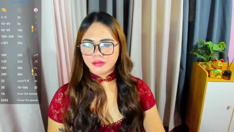 Snapshot of zendaya_amore chatting on 12.14.24 Zendaya online show from 12.14.24