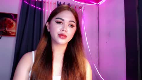 Snapshot of zendaya_amore chatting on 02.11.26 Zendaya online show from 02.11.26