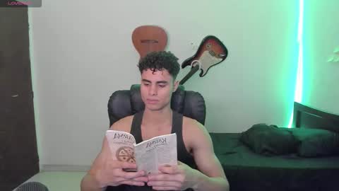 Snapshot of zenhzu chatting on 09.08.25 zenzhu online show from 09.08.25