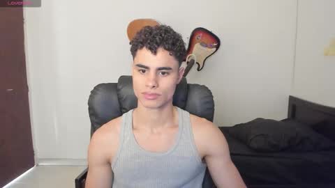 Snapshot of zenhzu chatting on 09.09.25 zenzhu online show from 09.09.25