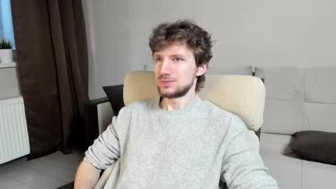 Snapshot of zepanl chatting on 02.12.26 Andrew online show from 02.12.26