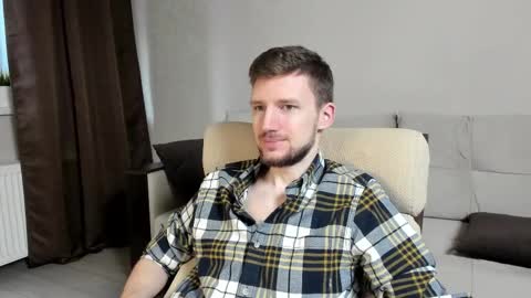 Snapshot of zepanl chatting on 03.09.26 Andrew online show from 03.09.26