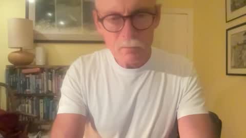 Snapshot of zephr1 chatting on 12.30.24 zephr1 online show from 12.30.24