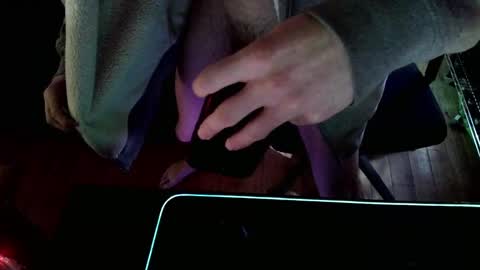 Snapshot of zerces111 chatting on 01.05.25 Zerces online show from 01.05.25