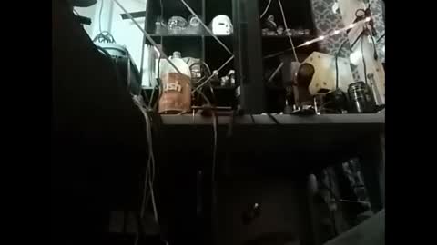 Snapshot of zeroandhero chatting on 12.13.24 zero online show from 12.13.24