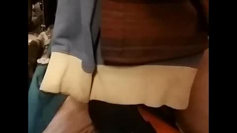 Snapshot of zeroandhero chatting on 12.17.24 zero online show from 12.17.24