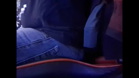 Snapshot of zeroandhero chatting on 01.20.25 zero online show from 01.20.25