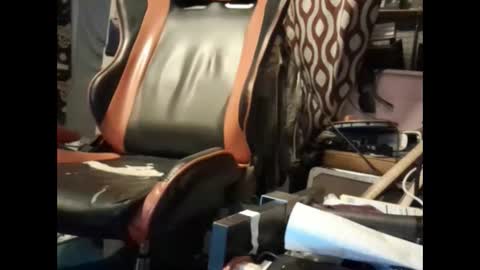 Snapshot of zeroandhero chatting on 09.15.25 zero online show from 09.15.25