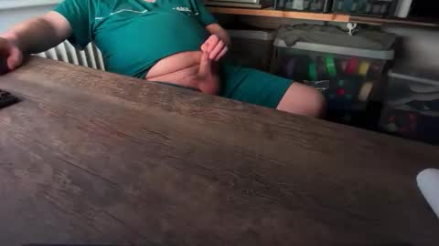 Snapshot of zeron900 chatting on 04.01.26 zeron900 online show from 04.01.26