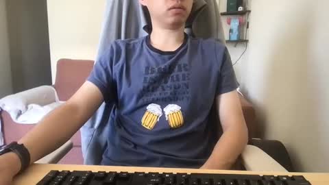 Snapshot of zeroventure chatting on 01.14.25 zeroventure online show from 01.14.25