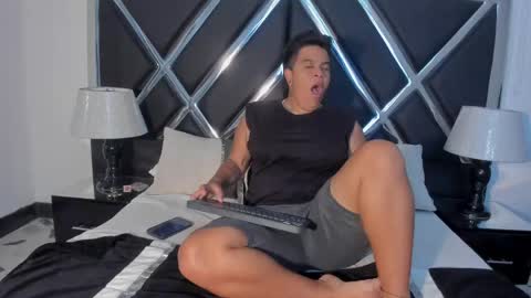 zeussmithh online show from 04.09.26