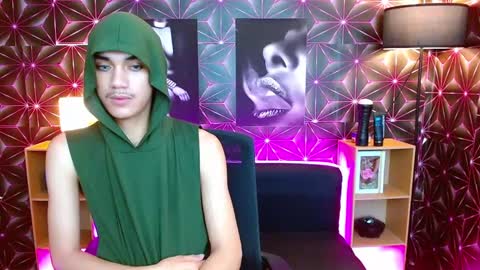 zavier skinny asian online show from 02.06.25