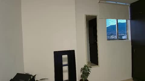 Snapshot of zhara_11 chatting on 12.01.25 Zhara online show from 12.01.25