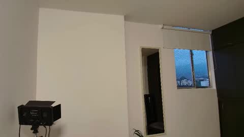 Snapshot of zhara_11 chatting on 12.19.25 Zhara online show from 12.19.25