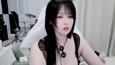 Snapshot of zhen0 chatting on 06.02.26 zhen online show from 06.02.26