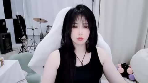 Snapshot of zhen0 chatting on 07.28.26 zhen online show from 07.28.26