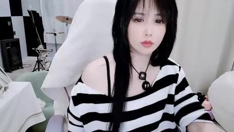 Snapshot of zhen0 chatting on 07.29.26 zhen online show from 07.29.26