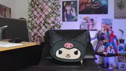 Snapshot of zhirleyada chatting on 12.19.25 zhirleyada online show from 12.19.25