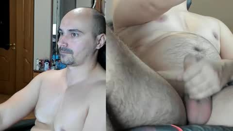 Snapshot of ziesh chatting on 11.14.25 Ziesh online show from 11.14.25