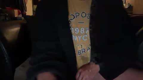 Snapshot of zimmy22 chatting on 11.04.25 Zimmy22 online show from 11.04.25