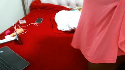 Snapshot of zindzi chatting on 06.11.26 Miss Zindzi online show from 06.11.26