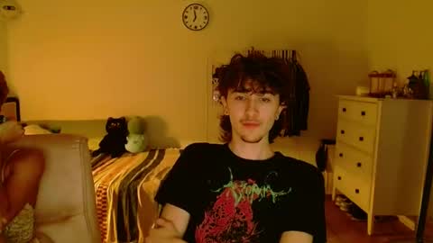 Snapshot of zipdown_ chatting on 02.26.25 zipdown online show from 02.26.25