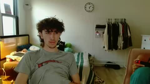 Snapshot of zipdown_ chatting on 03.01.25 zipdown online show from 03.01.25